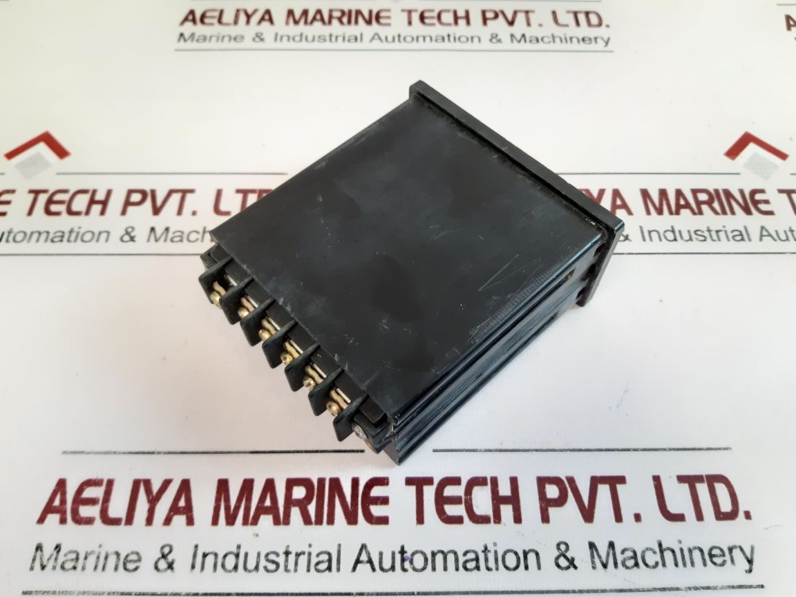 Hsiang Cheng Electric Mv-u-6 Voltage Panel Meter
