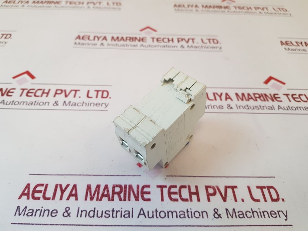 Huari Dz47-63 C63 Circuit Breaker