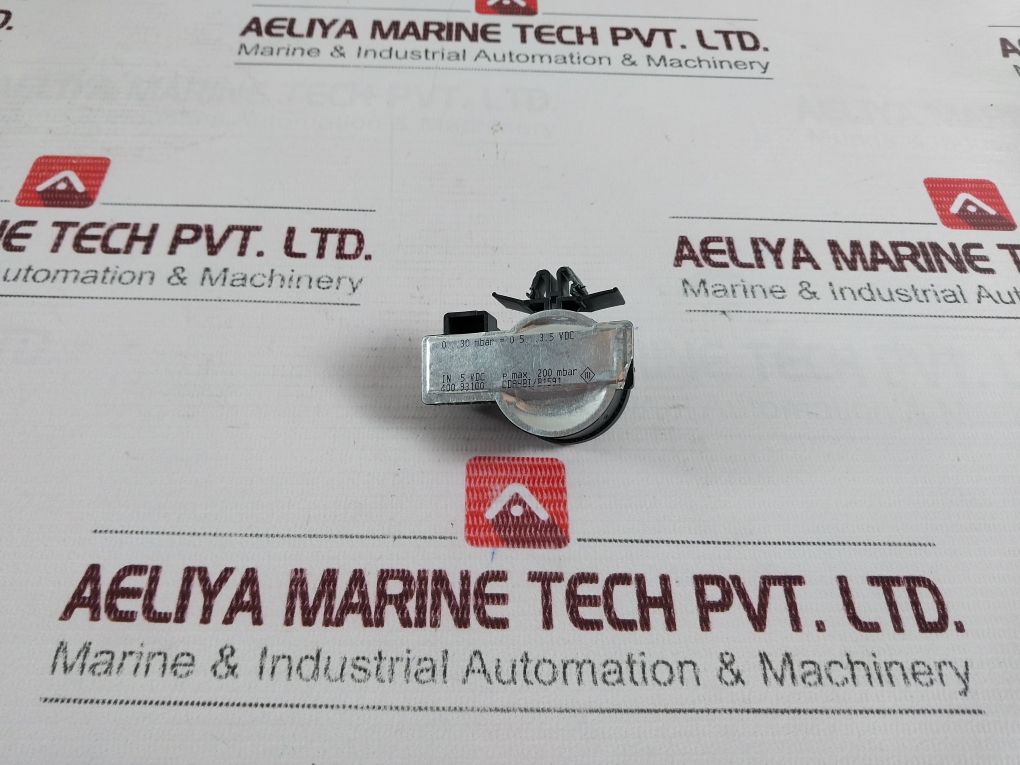 Huba Control 400.93100 Pressure Sensor