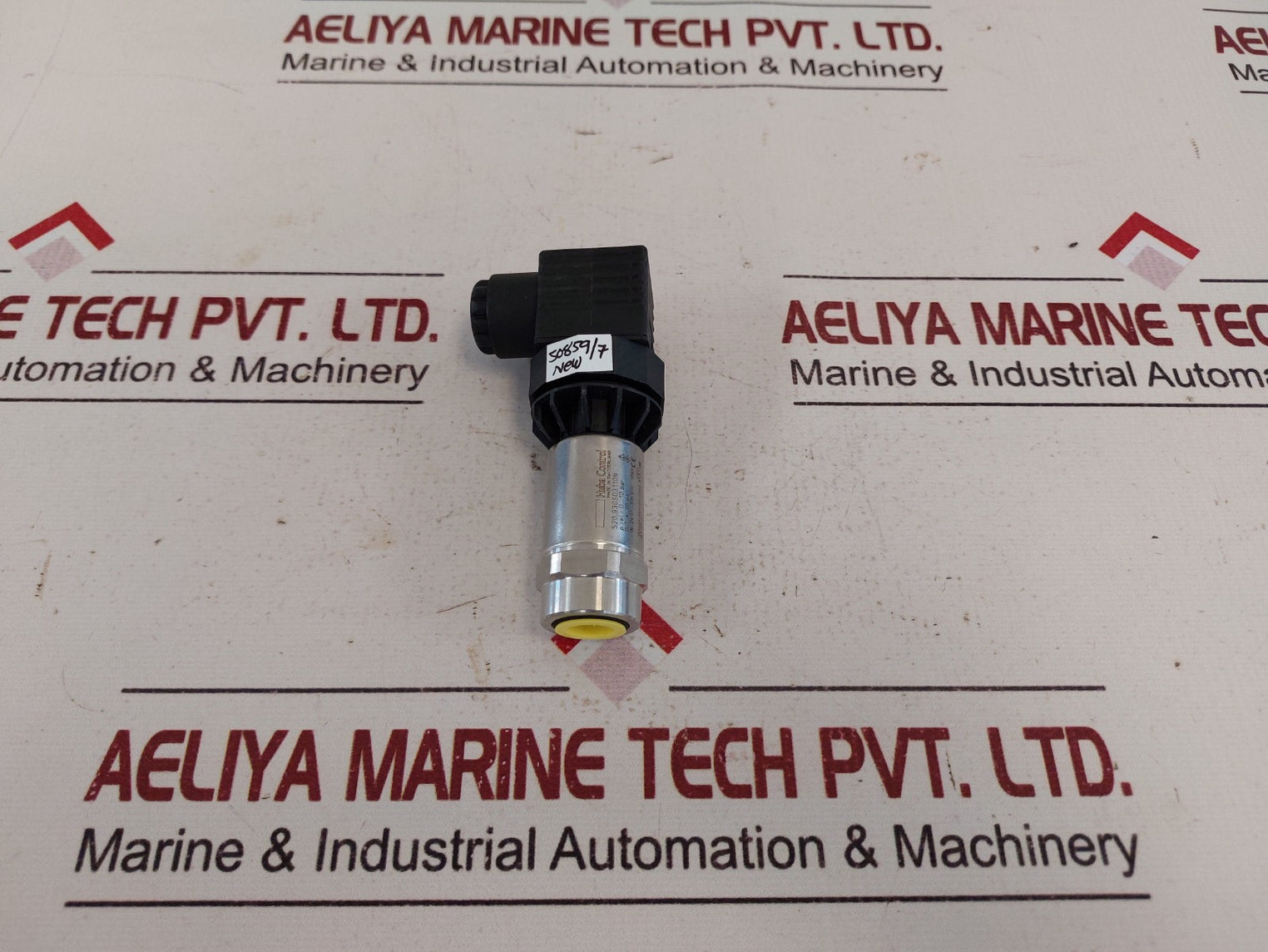 Huba Control 520.930S03110N Pressure Sensor