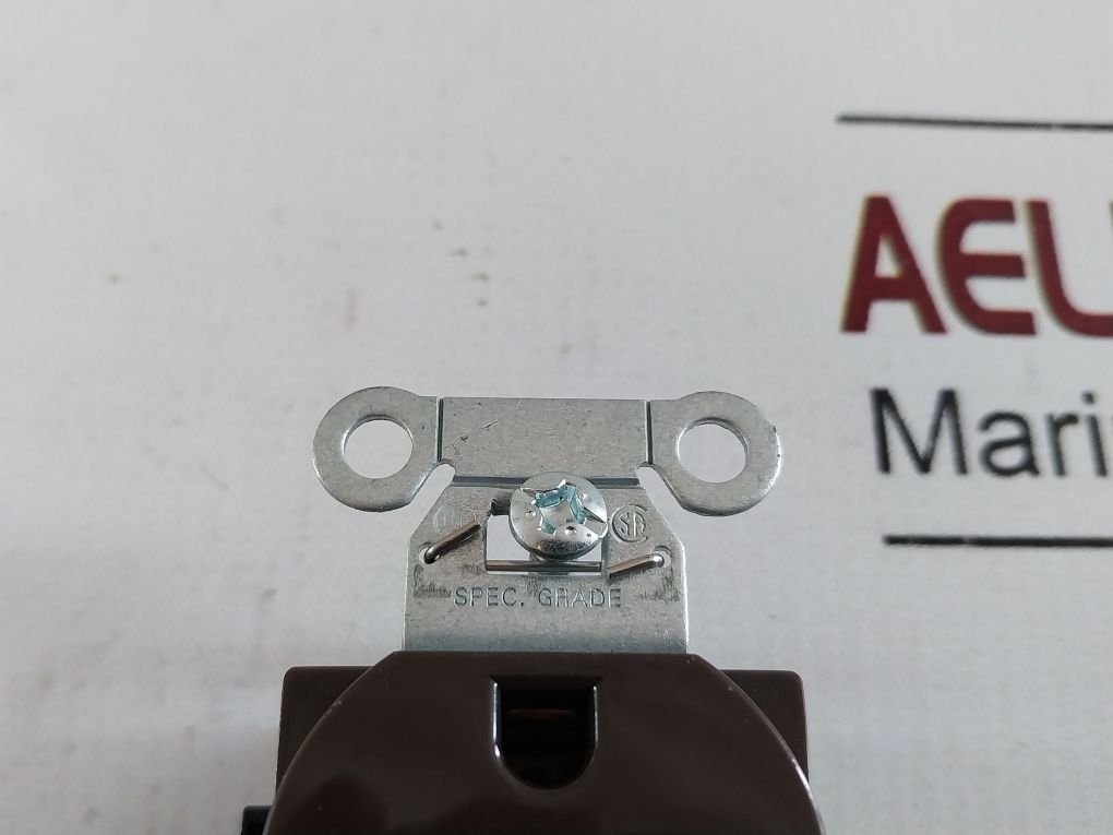 Lot Of 10X Hubbell 125V 20A Receptacle Outlet