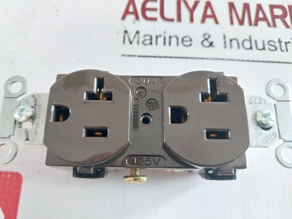 Lot Of 10X Hubbell Cr20 Brown Duplex Receptacle