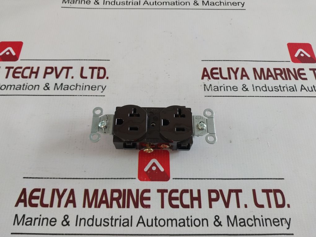 Lot Of 10X Hubbell Cr20 Brown Duplex Receptacle