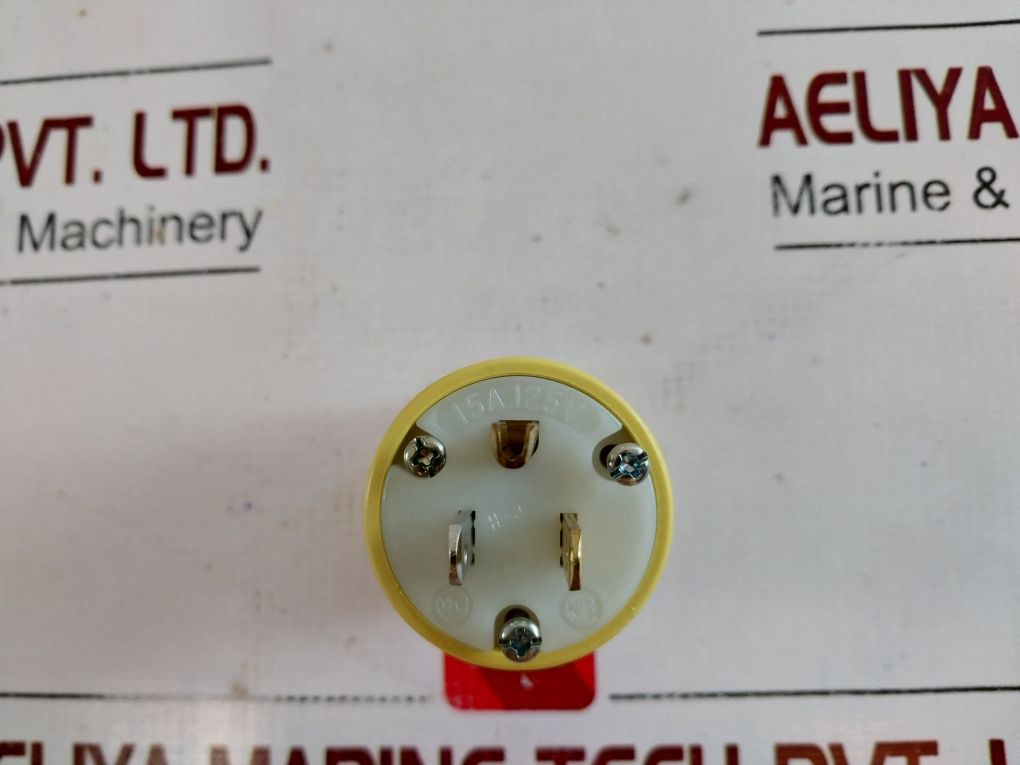 Lot Of 7X Hubbell Hbl1447 Straight Blade Elastogrip Plug