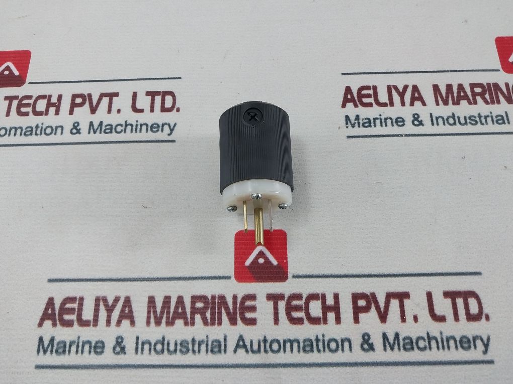 Hubbell Hbl5266C Power Entry Connector/Plug 15A. 125V