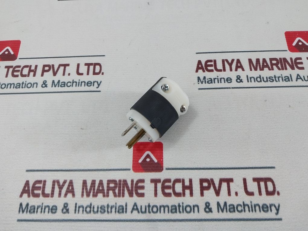 Hubbell Hbl5266C Power Entry Connector/Plug 15A. 125V