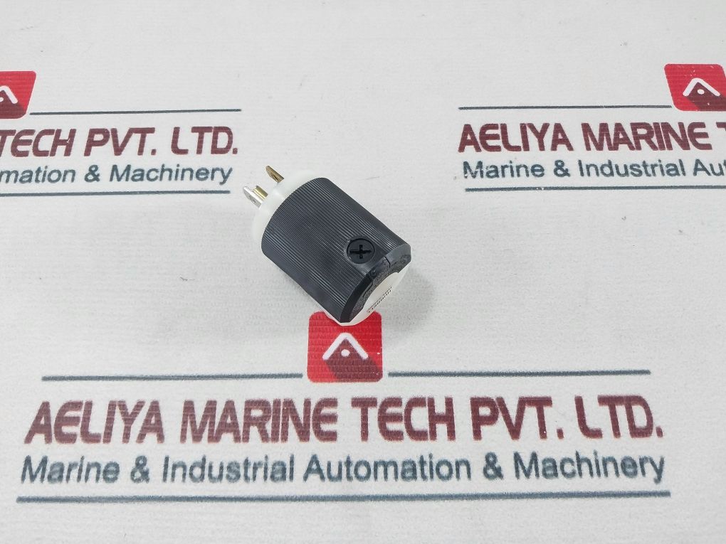 Hubbell Hbl5266C Power Entry Connector/Plug 15A. 125V