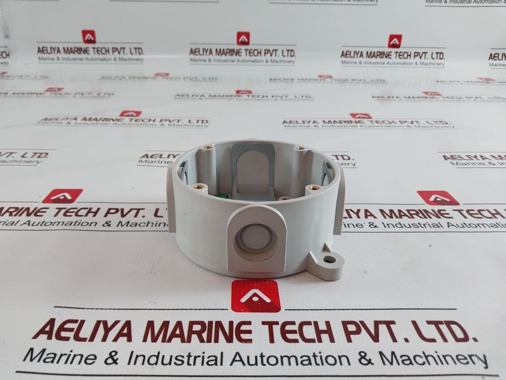 Hubbell Nv2Xg 3/4” Ceiling Mount Box Gray