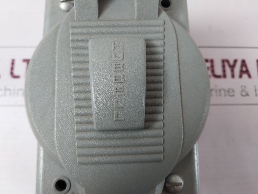 Hubbell P-5256