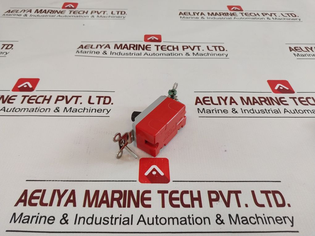 Hubbell W-s-896 Toggle Switch