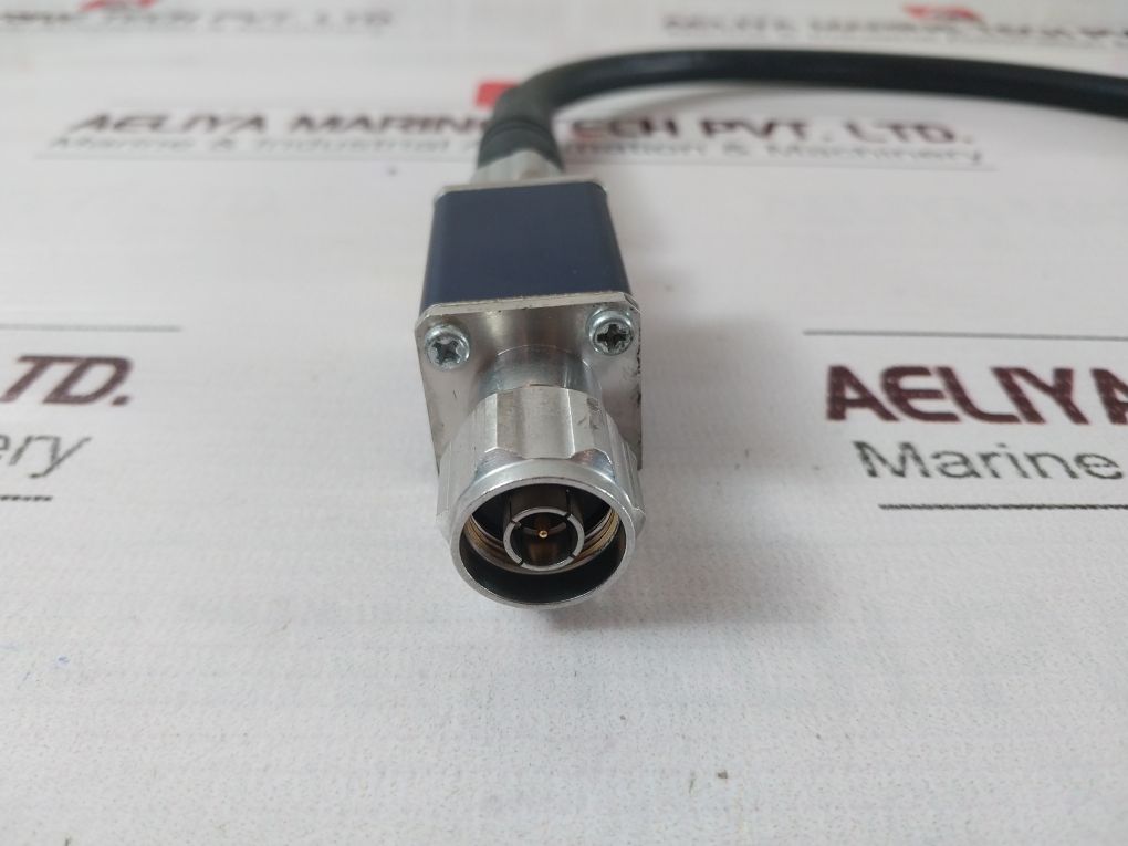 Huber+Suhner Tt37-113256-a Microwave Cable