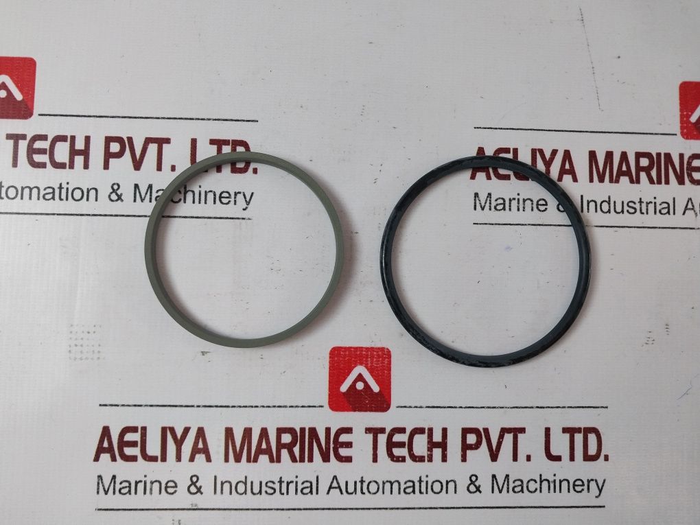 Huisman 2032621 For Pressure Intensifier Cylinder Seal Set