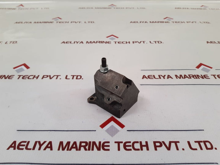 Huisman 2050188 Lever Cap,For Prop Valve Mechanism Set