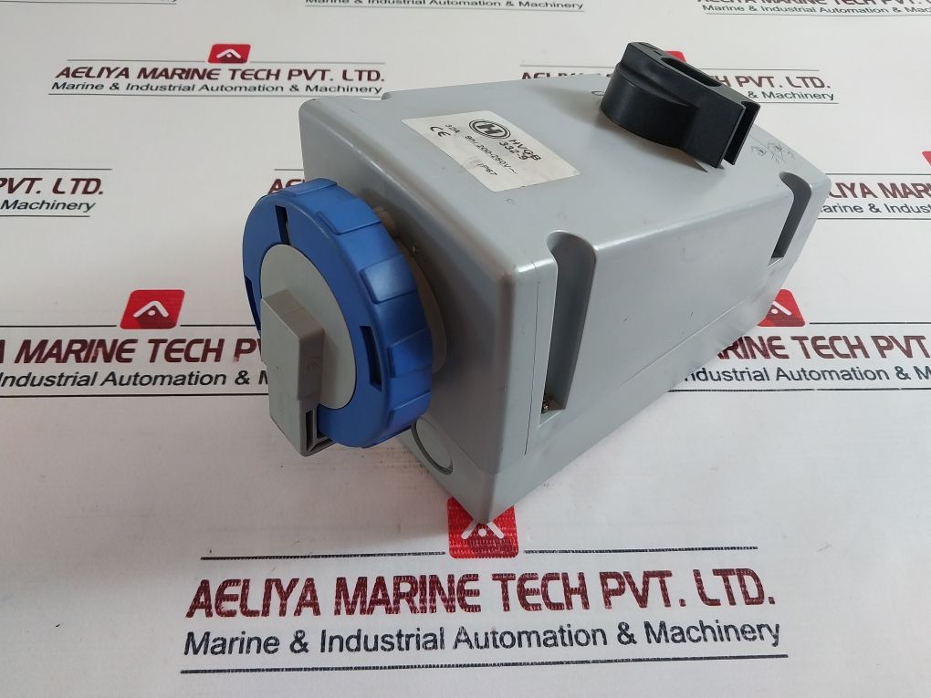 Hvgb 332-9 Interlocked Socket 32A 9H/200-250V