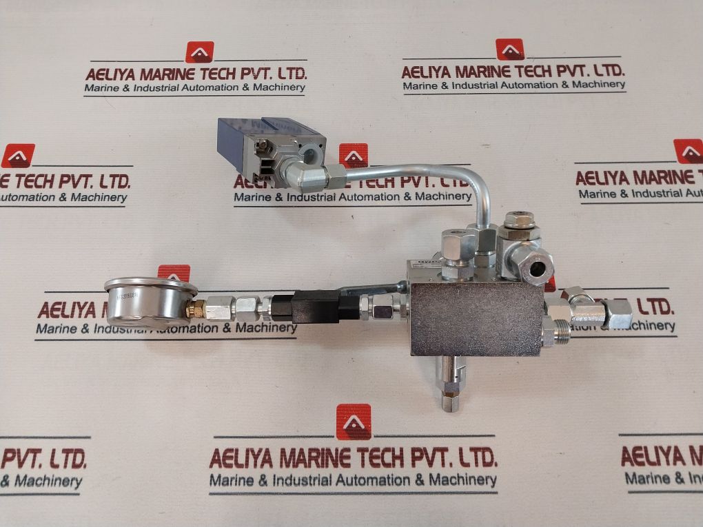 Hydac 3154855 Valve With Gauge