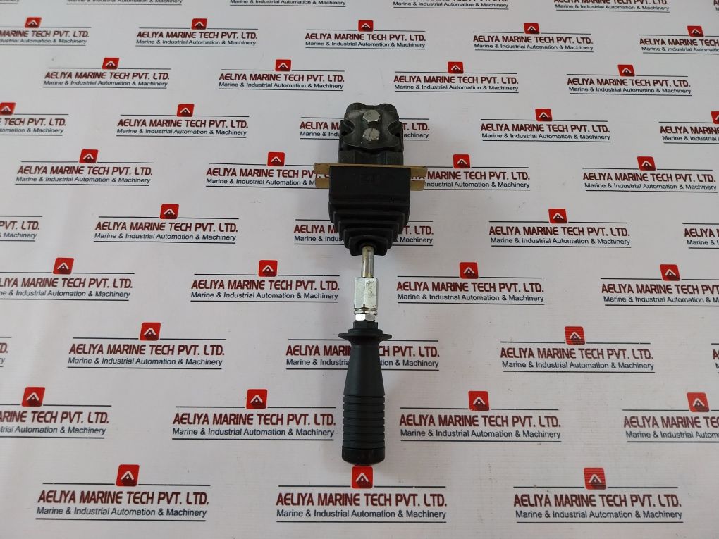 Hydrocontrol 05898 Hydraulic Remote Control Valve Joy Stick 7500732