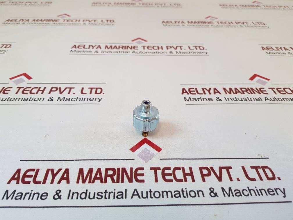 Hyster 387867 Oil Pressure Switch