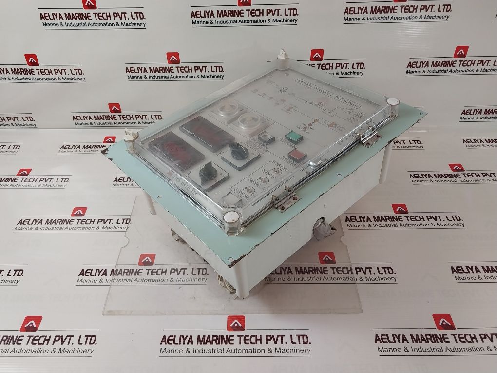 Hyun Jin Battery Charger & Discharger 50/60 Hz