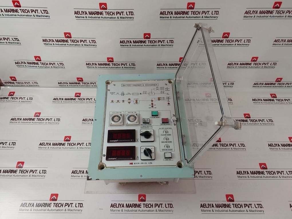 Hyun Jin Battery Charger & Discharger 50/60 Hz