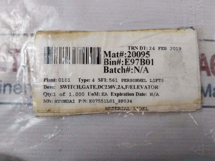 Hyundai Dc230V F/Elevator Gate Switch