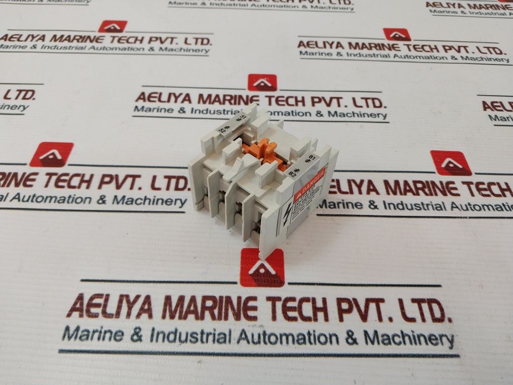 Hyundai Hac 40 Auxiliary Contact Block 16A 750V