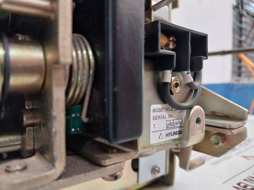 Hyundai Hat06 Air Circuit Breaker 690V Ac