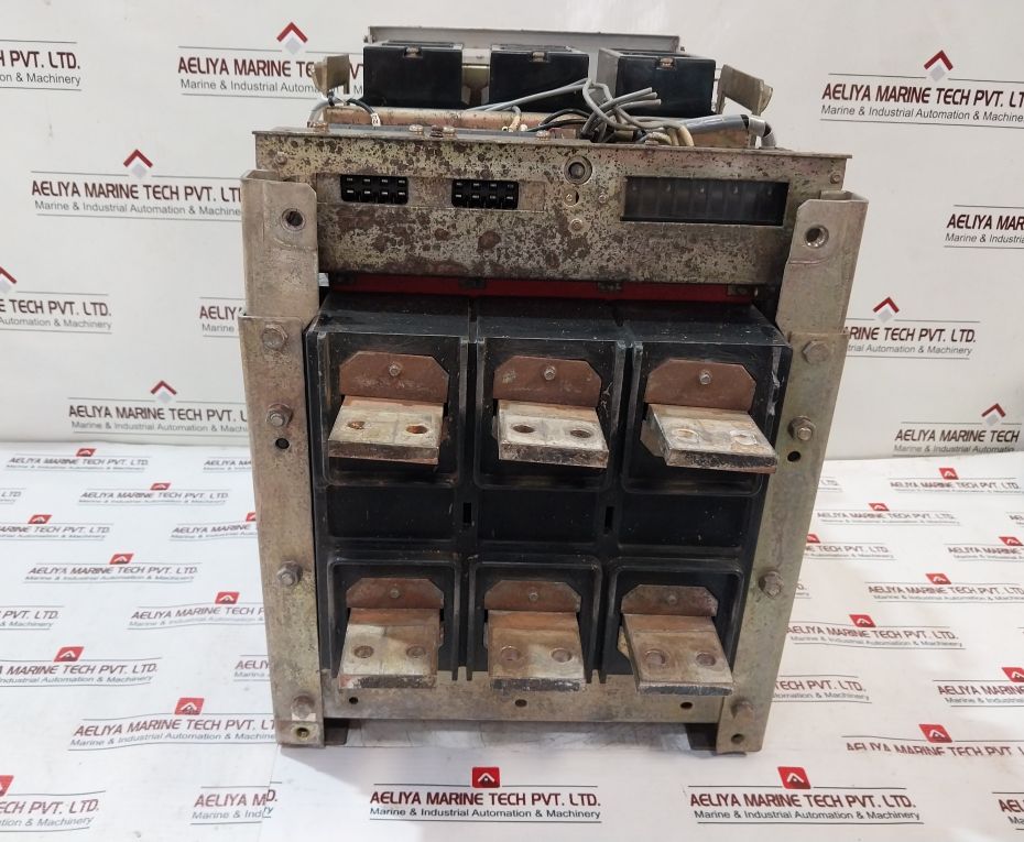 Hyundai Hat 12 3 Pole Air Circuit Breaker 660-690V