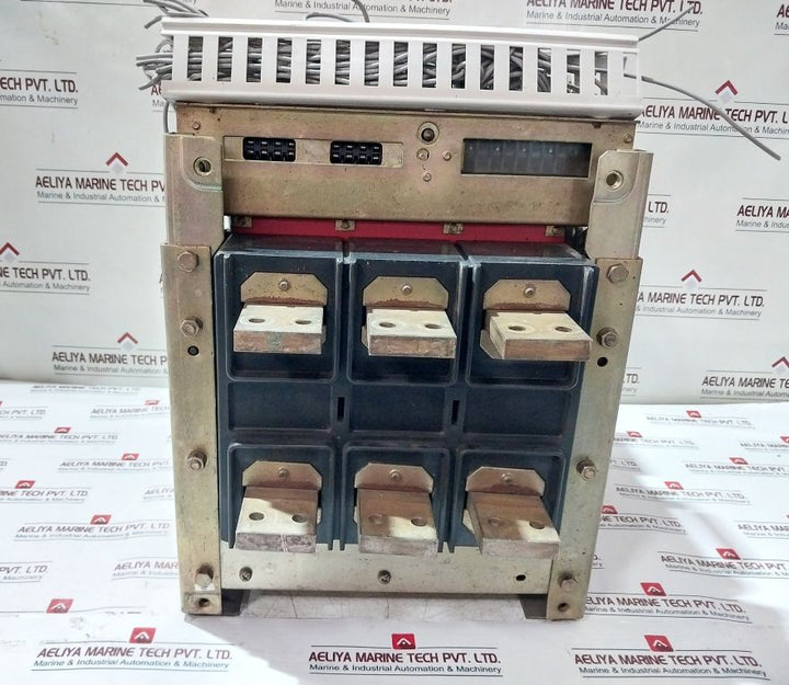Hyundai Hat 16 Poles 3 Air Circuit Breaker 50/60 Hz 200V-240V