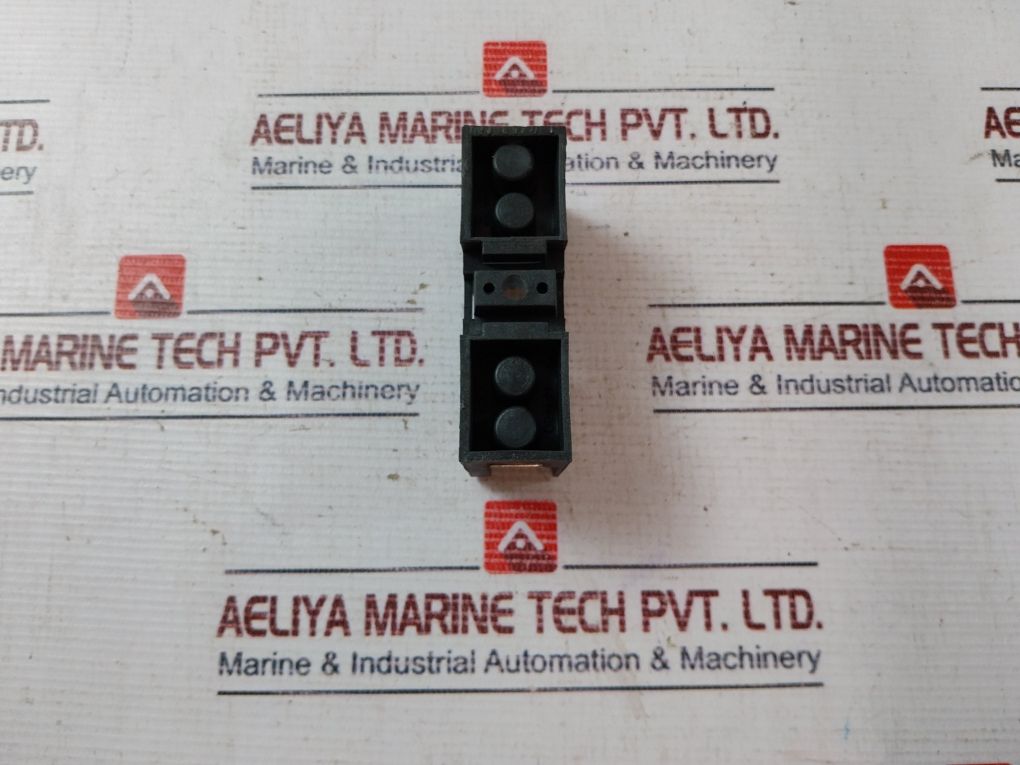 Lot Of 3X Hyundai Hfh-30 Fuse Holder 877.01.112