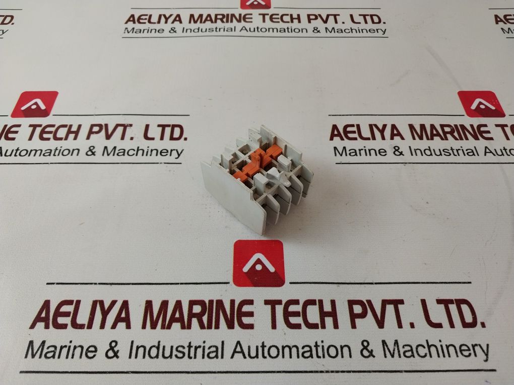 Hyundai Hiab 22 Aux. Contact Block