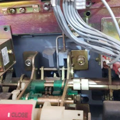 Hyundai Hian12 Air Circuit Breaker(Incomplete Parts)