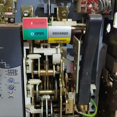 Hyundai Hian12 Air Circuit Breaker(Incomplete Parts)