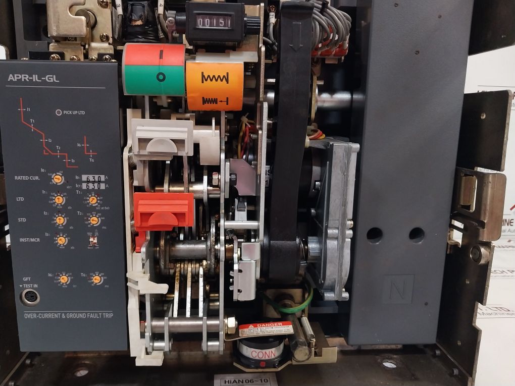 Hyundai Hian 06 Air Circuit Breaker 4 Poles