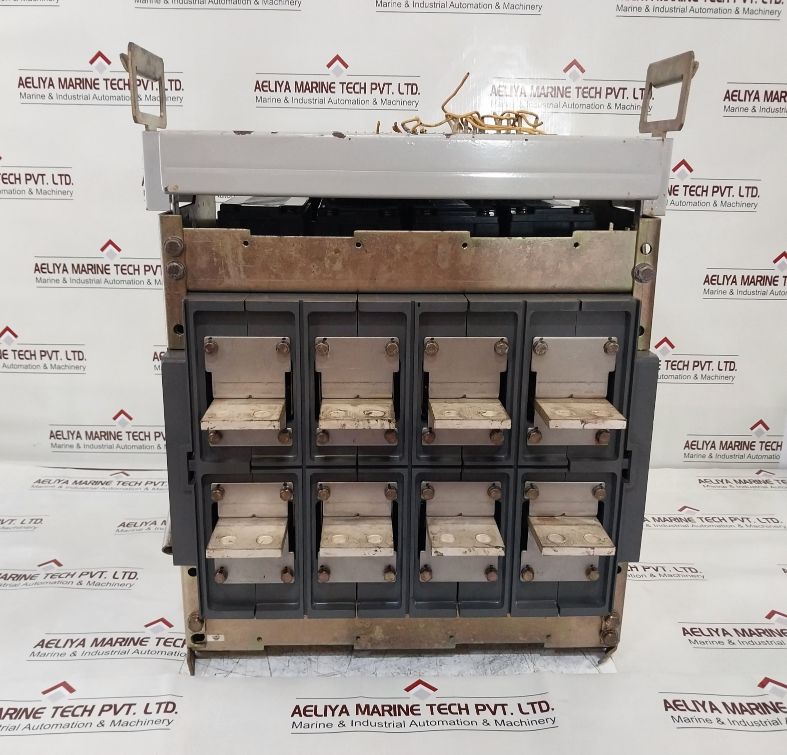 Hyundai Hian 06 Air Circuit Breaker 4 Poles