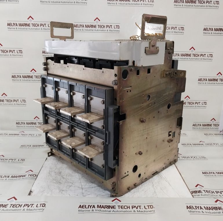 Hyundai Hian 06 Air Circuit Breaker 4 Poles