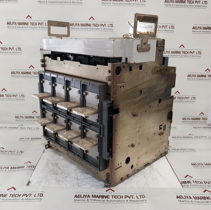 Hyundai Hian 06 Air Circuit Breaker 4 Poles