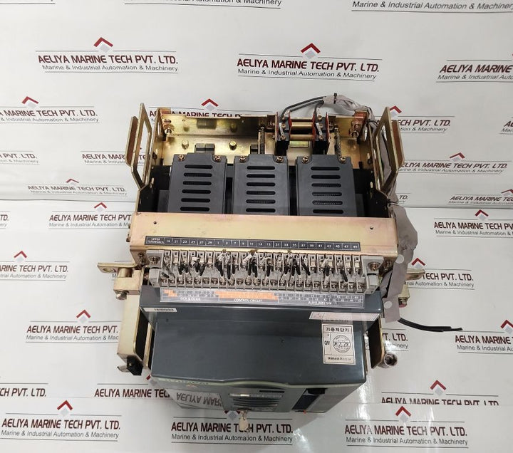 Hyundai Hian 08 Air Circuit Breaker 3 Poles 800A 1000V 50/60Hz