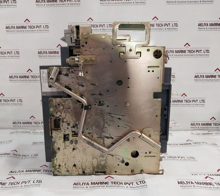 Hyundai Hian 08 Air Circuit Breaker 3 Pole 800A 220V 50/60Hz