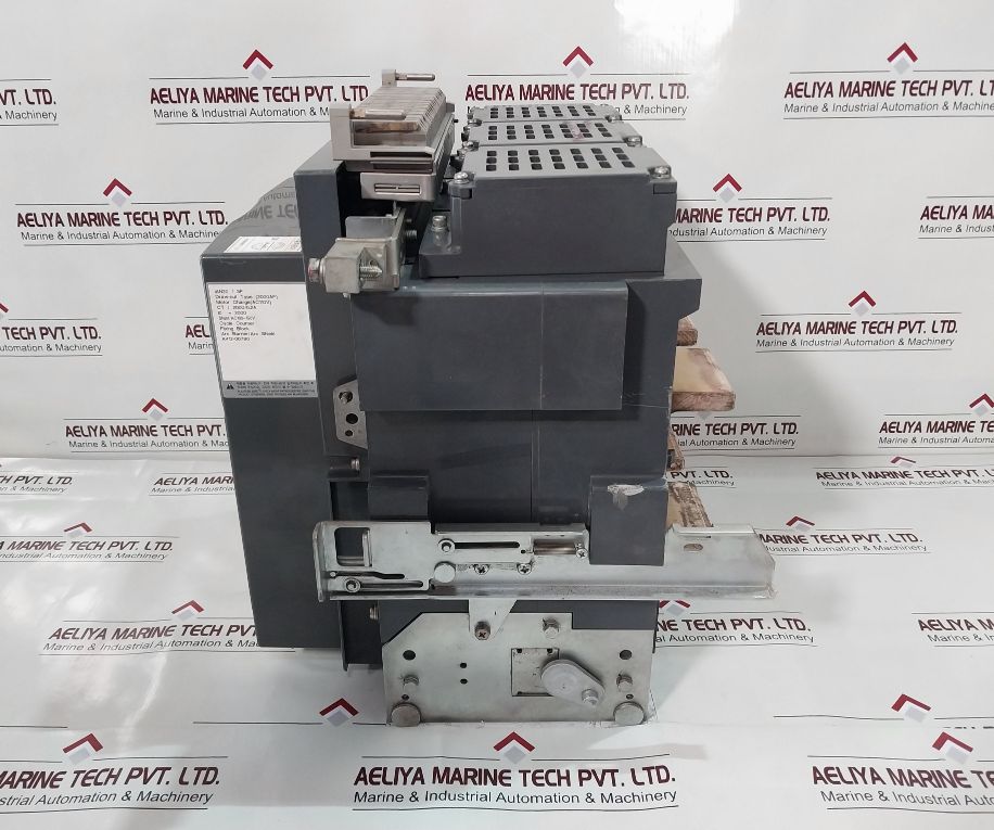 Hyundai Hian20 Air Circuit Breaker 3 Poles