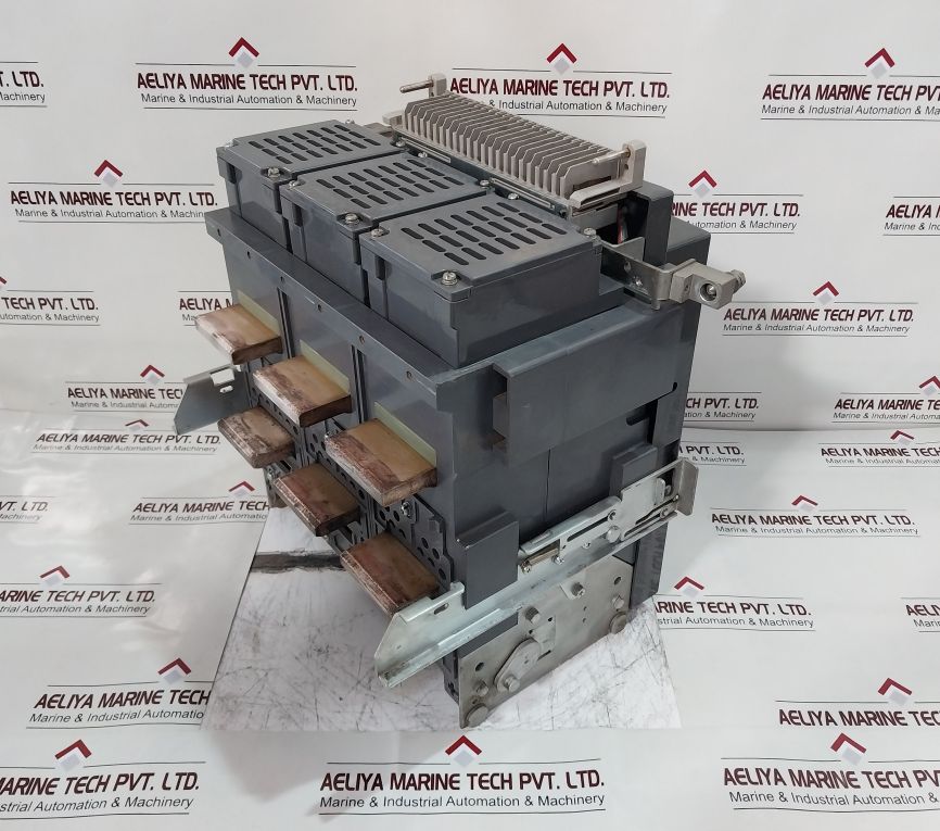 Hyundai Hian20 Air Circuit Breaker 3 Poles