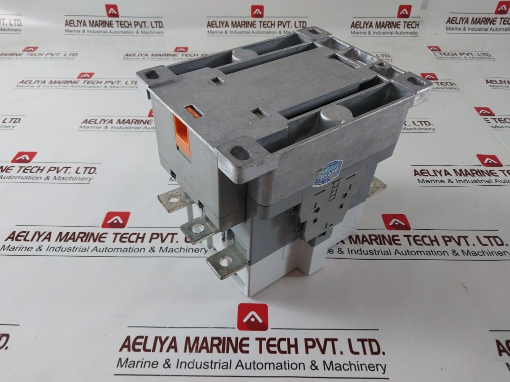 Hyundai Himc 300 Magnetic Contactor