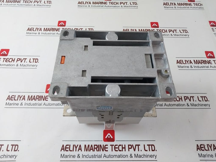 Hyundai Himc 300 Magnetic Contactor