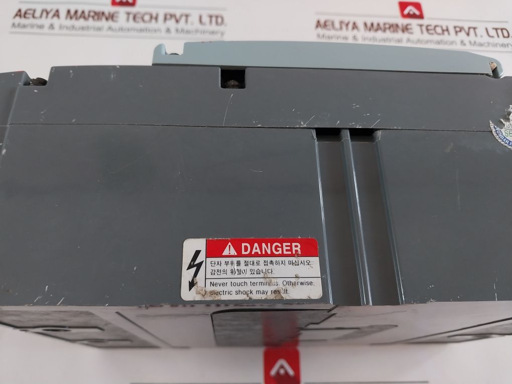 Hyundai Hisd 803 Molded Case Circuit Breaker