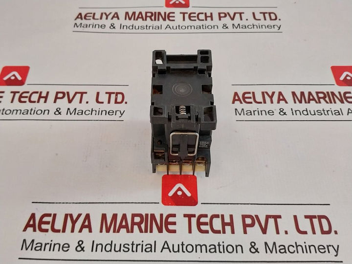 Hyundai Hmx 31 Control Relay
