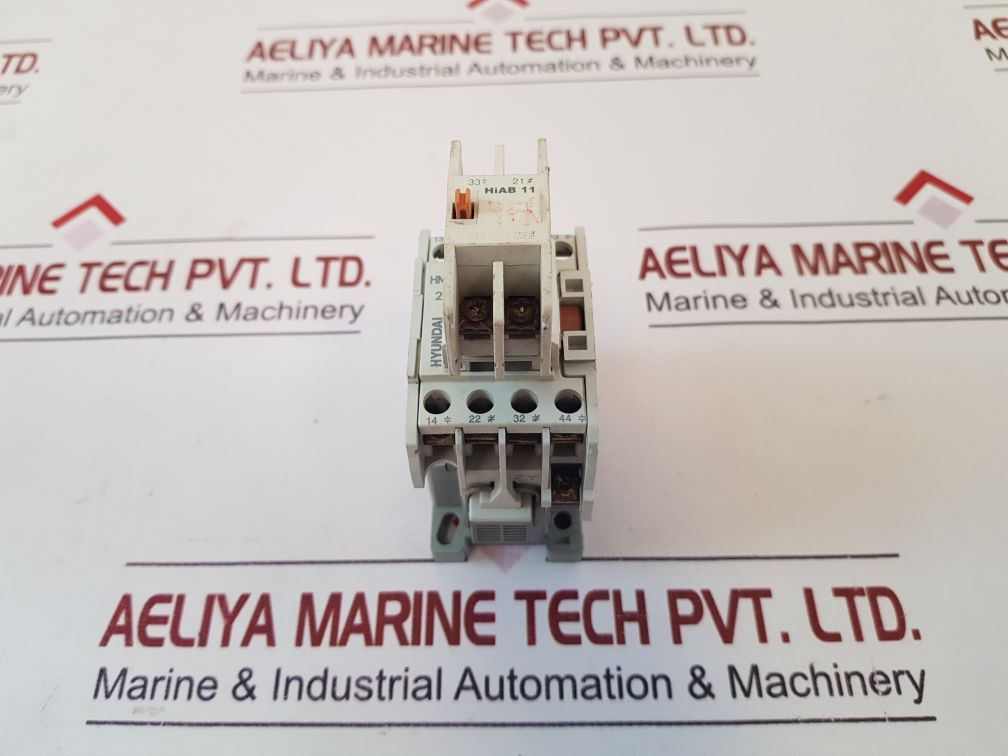 Hyundai Hmx Control Relay With Hiab 11 Aux.Contact Block