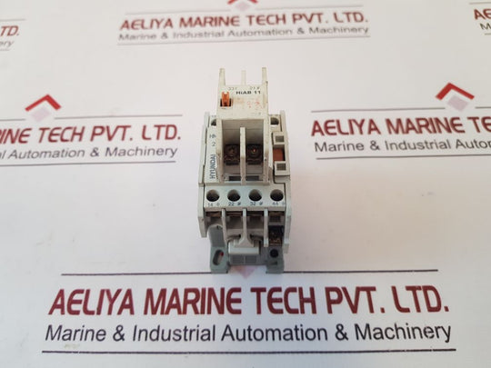 Hyundai Hmx Control Relay With Hiab 11 Aux.Contact Block