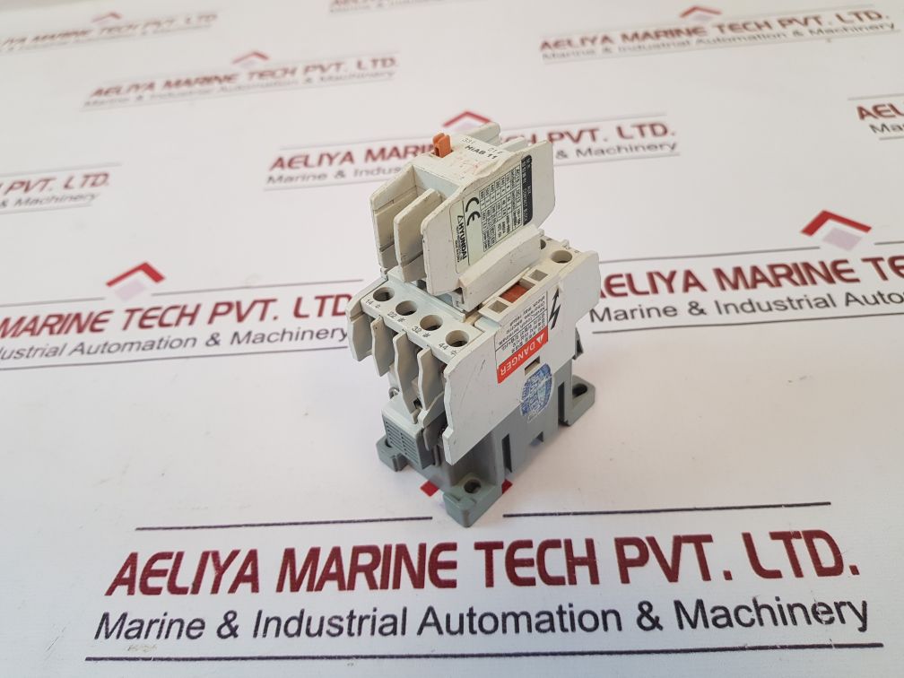 Hyundai Hmx Control Relay With Hiab 11 Aux.Contact Block