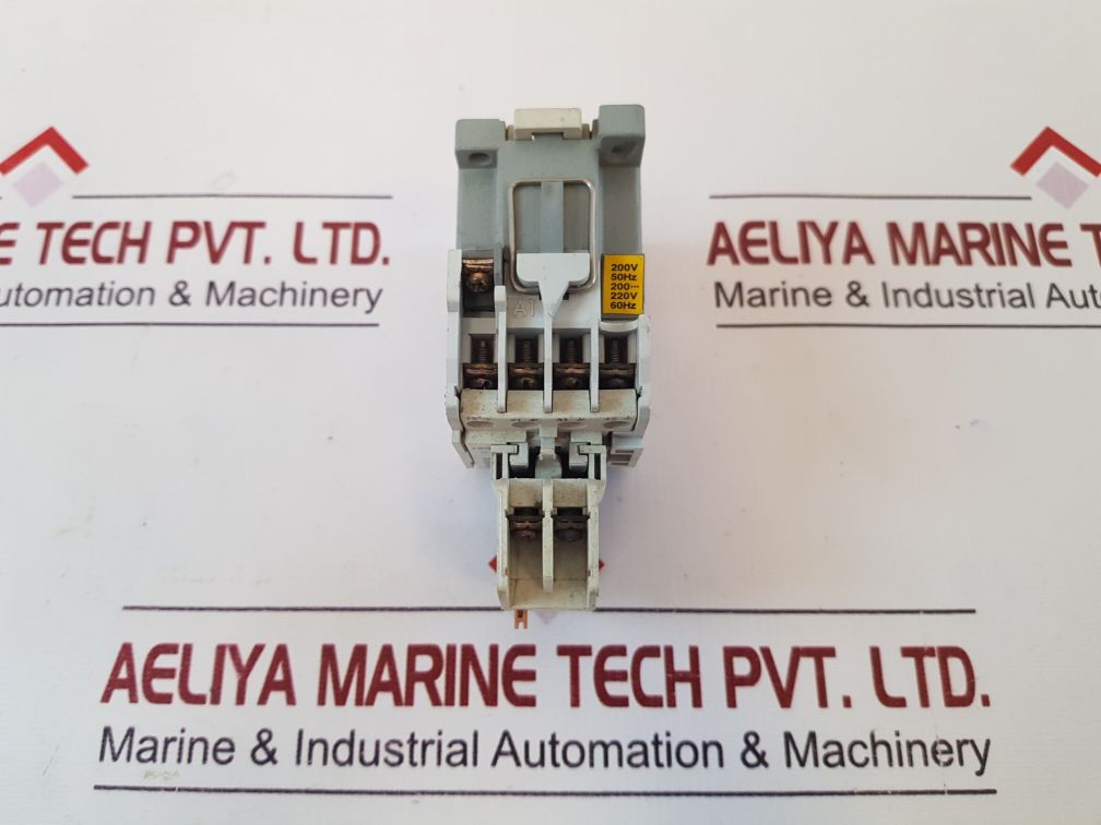 Hyundai Hmx Control Relay With Hiab 11 Aux.Contact Block