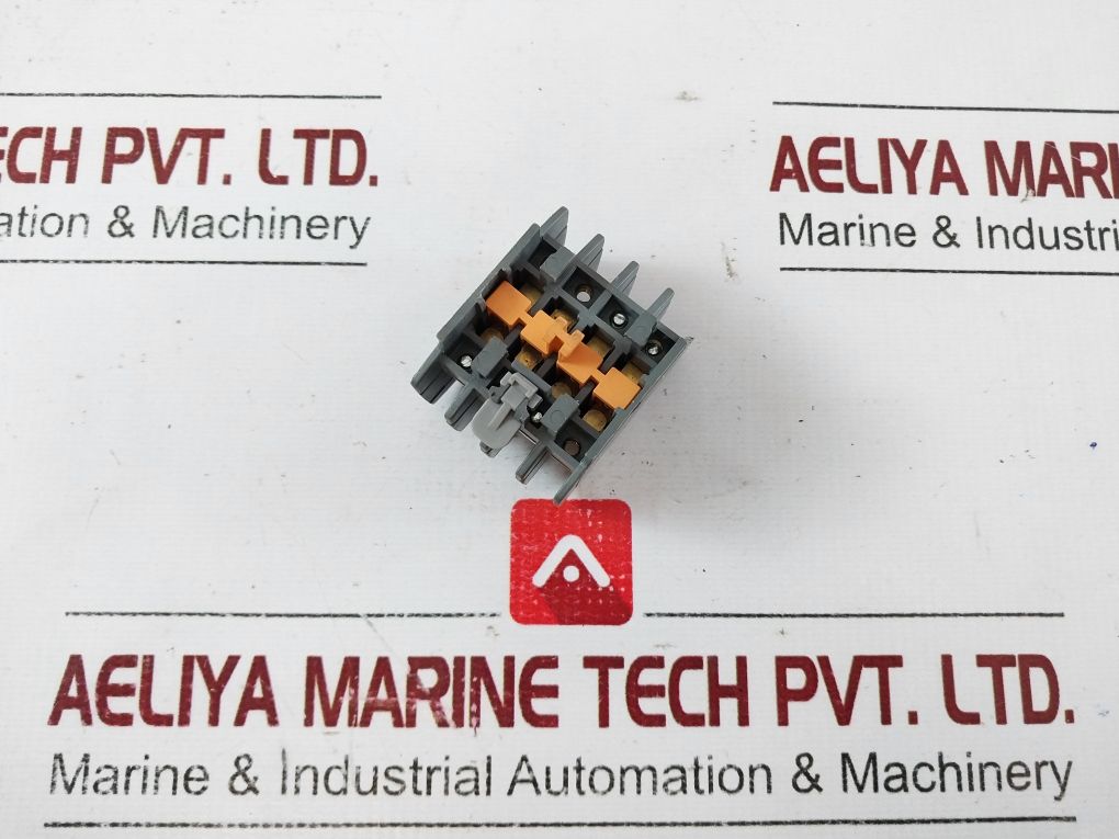 Hyundai Uab 31 Aux.Contact Block