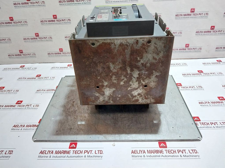 Hyundai Uan32B3A M2C2S268P 3 Pole Air Circuit Breaker 3200A 1000V 50/60Hz